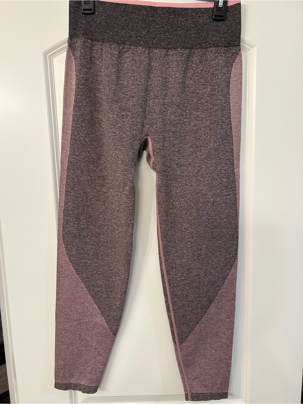 PINK Victoria's Secret Women’s Heathered Mauve and Dusty Rose Leggings